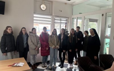 POSJET OBITELJSKOM DOMU DUVNJAK (cjelogodišnji školski projekt: Iza zidova)