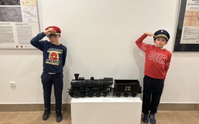 DVANAEST DESETLJEĆA ŽELJEZNICE KROZ ĐAKOVO (cjelogodišnji školski projekt: Iza zidova)